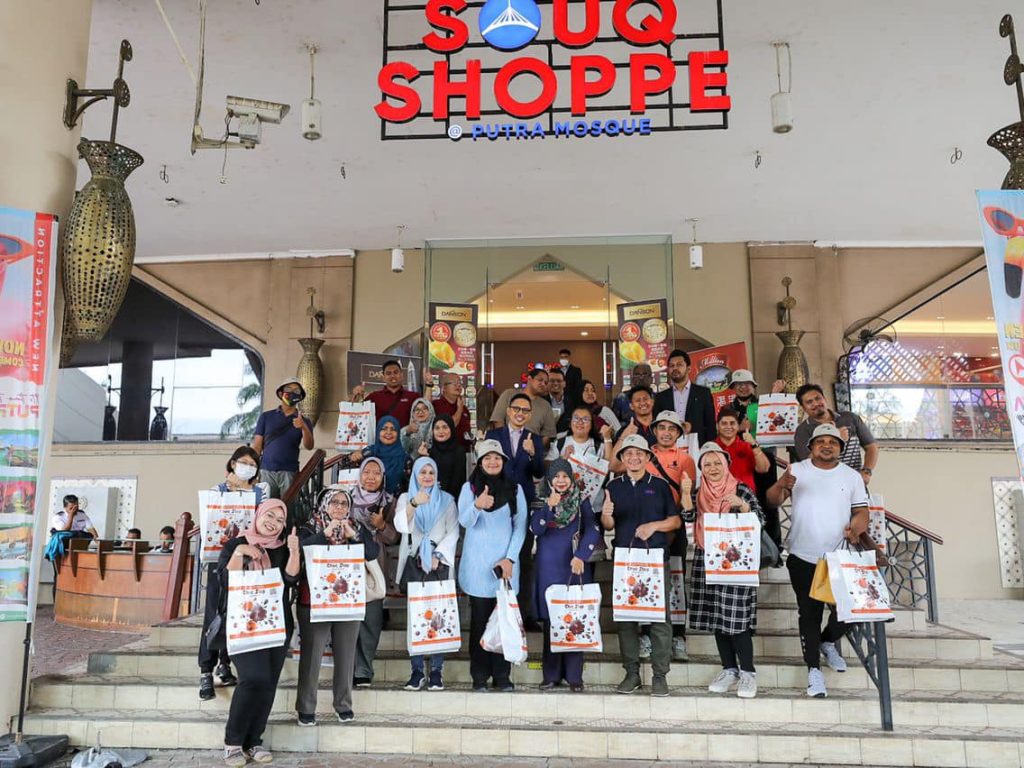 320022093_1856821851324631_4871439211875331557_n